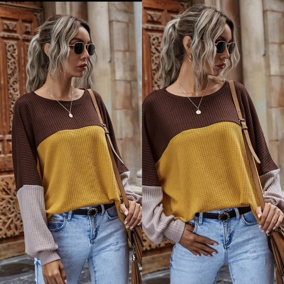 Long Sleeve Waffle Knit Color Block Top - Picture 4 of 4